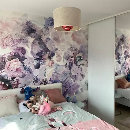 Maison Recente Avec Piscine Tout Confort 30 Min Mer Idealement Situee