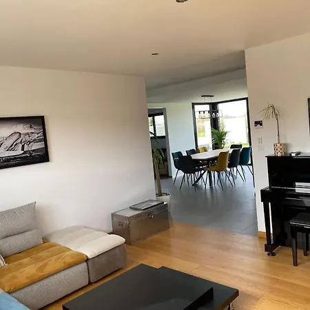 Vakantiehuis Maison Recente Avec Piscine Tout Confort 30 Min Mer Idealement Situee La Roche-sur-Yon